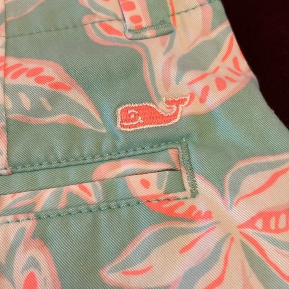 Vineyard vines, size 5 girls shorts - Picture 2 of 9